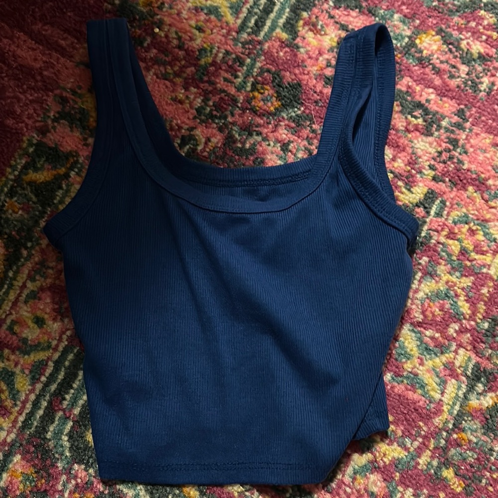 blue crop top